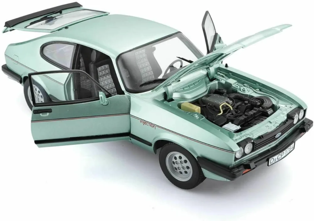 Bburago 1:24 Ford Capri 1982 Model Araba