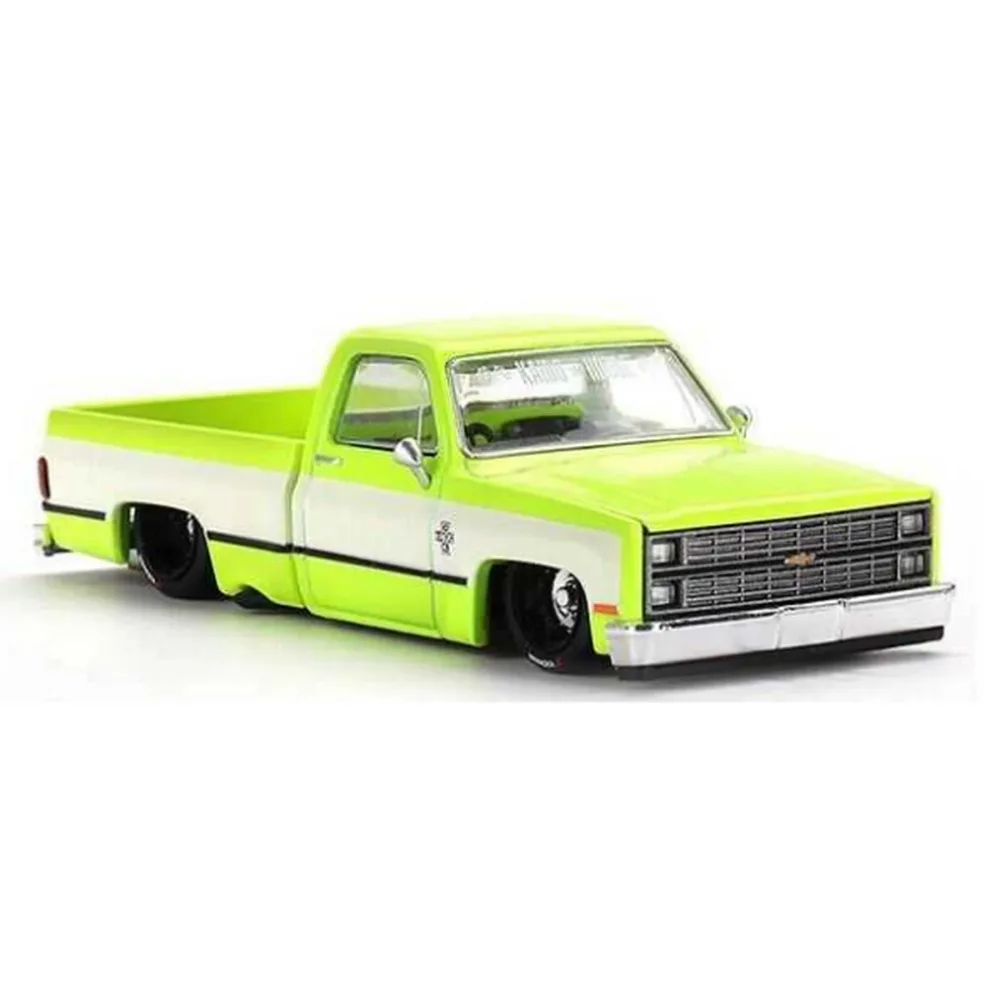 Mini GT 1/64 Chevrolet Silverado KAIDO Flo Yellow V1