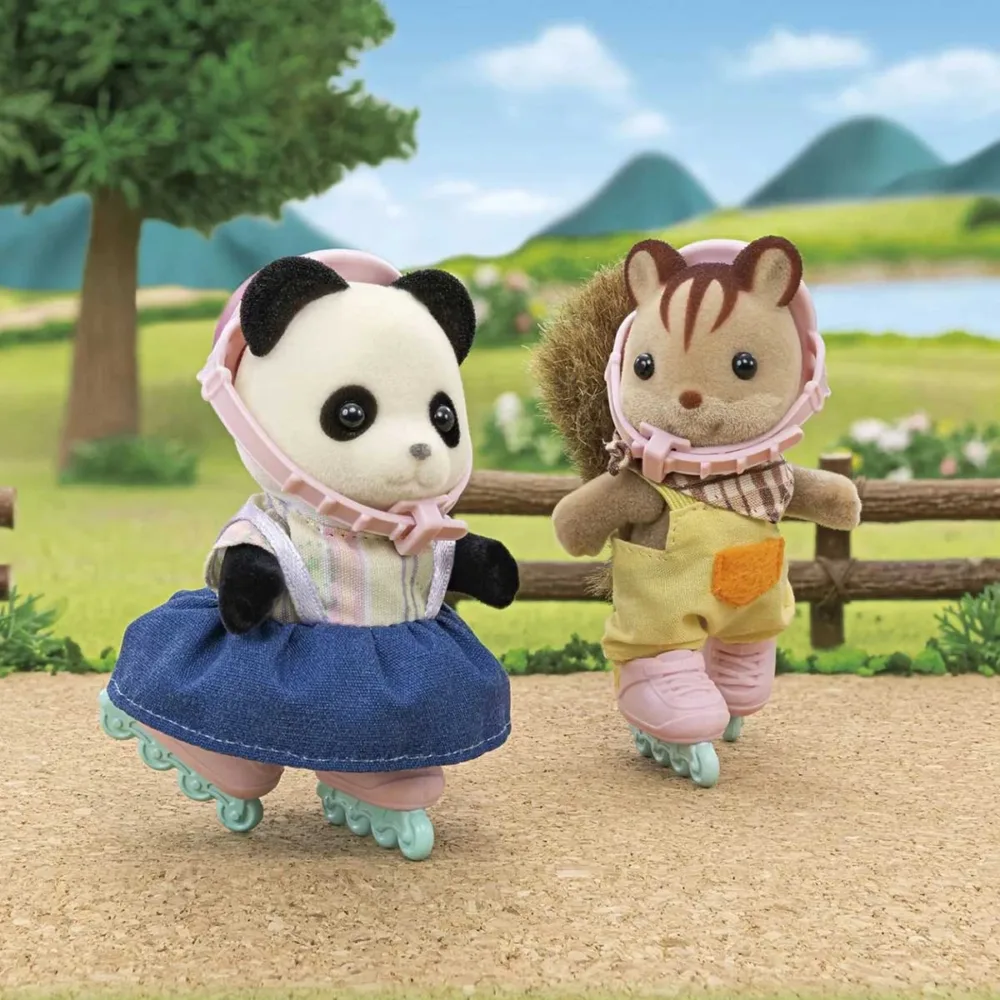 Sylvanian Families Bisiklet ve Paten Seti Panda Kız