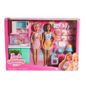 Barbie Brooklyn ve Malibu Pasta Yapıyor Oyun Seti