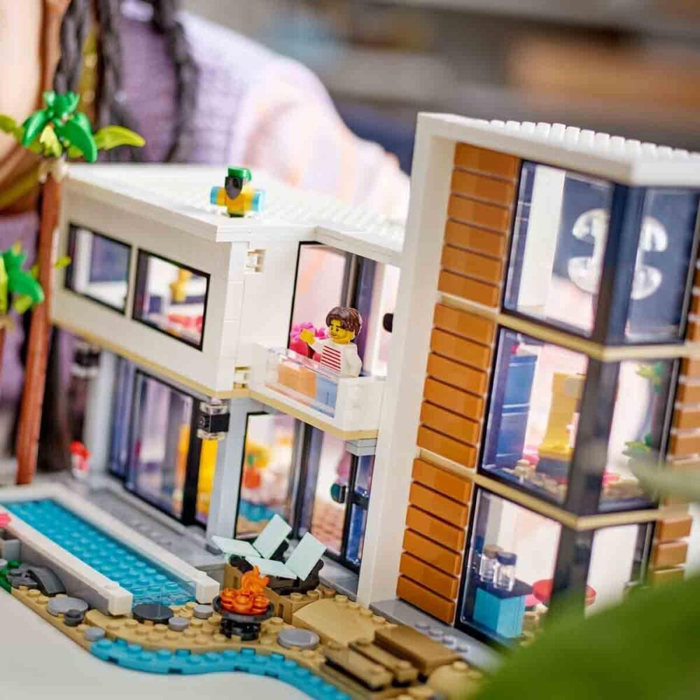 Lego Creatoor 3in1 Şehir Binası veya Orman Evi Yaratıcı Oyuncak Yapım Seti 939 Parça