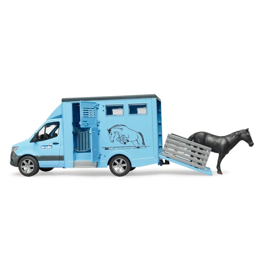 Mercedes Benz Sprinter At Nakil Aracı ve At