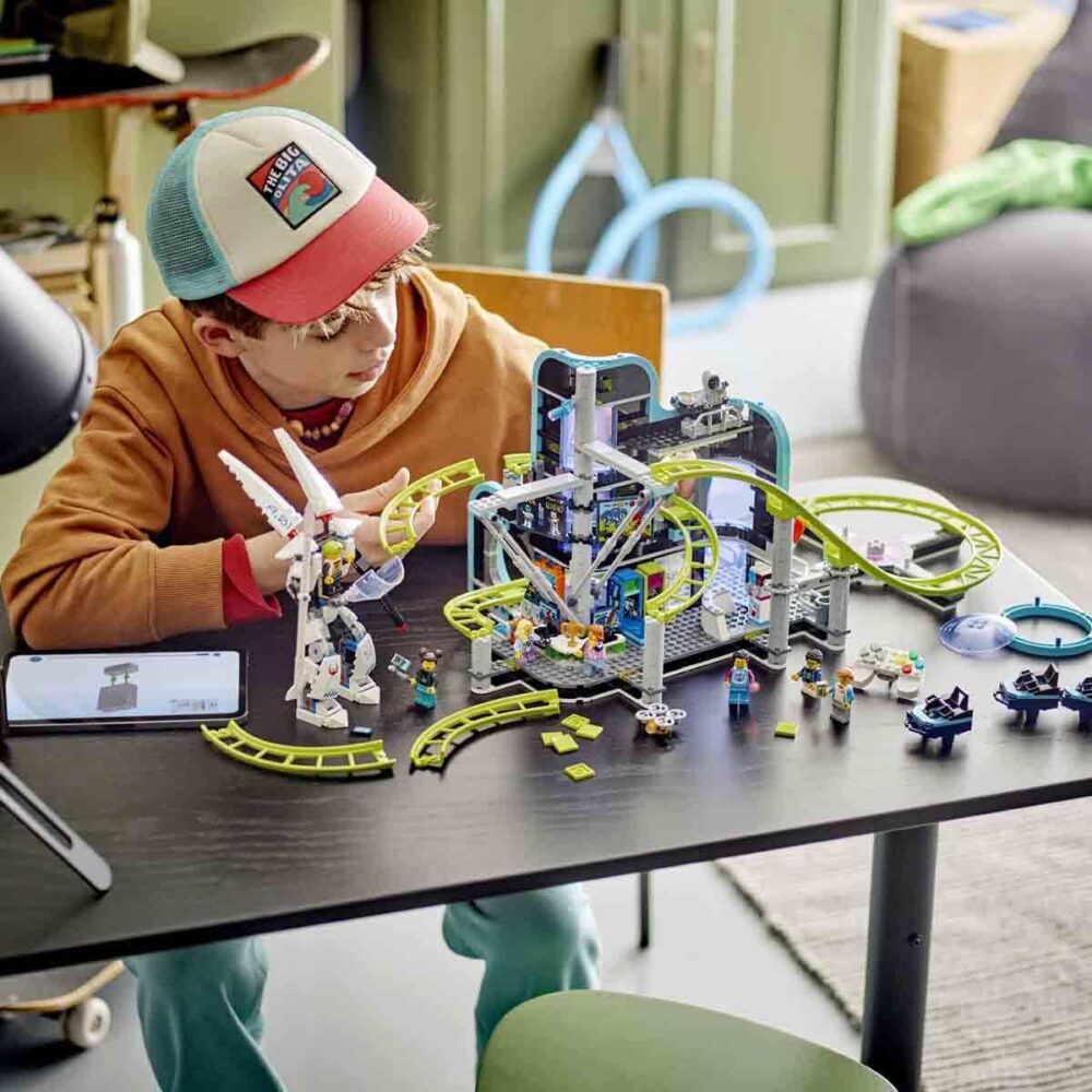 Robot World Roller Coaster Park City Lego Yaratıcı Oyuncak Yapım Seti 986 Parça